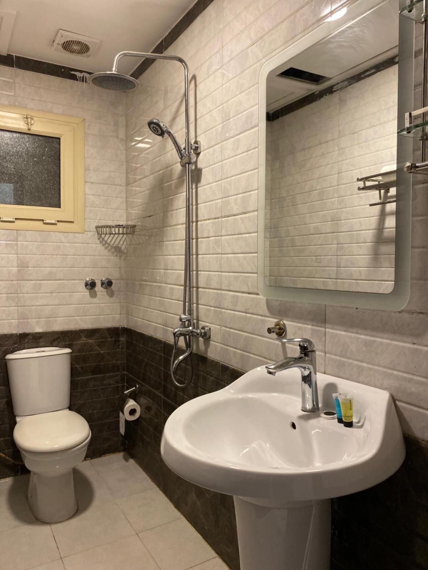 One Bedroom Apartment