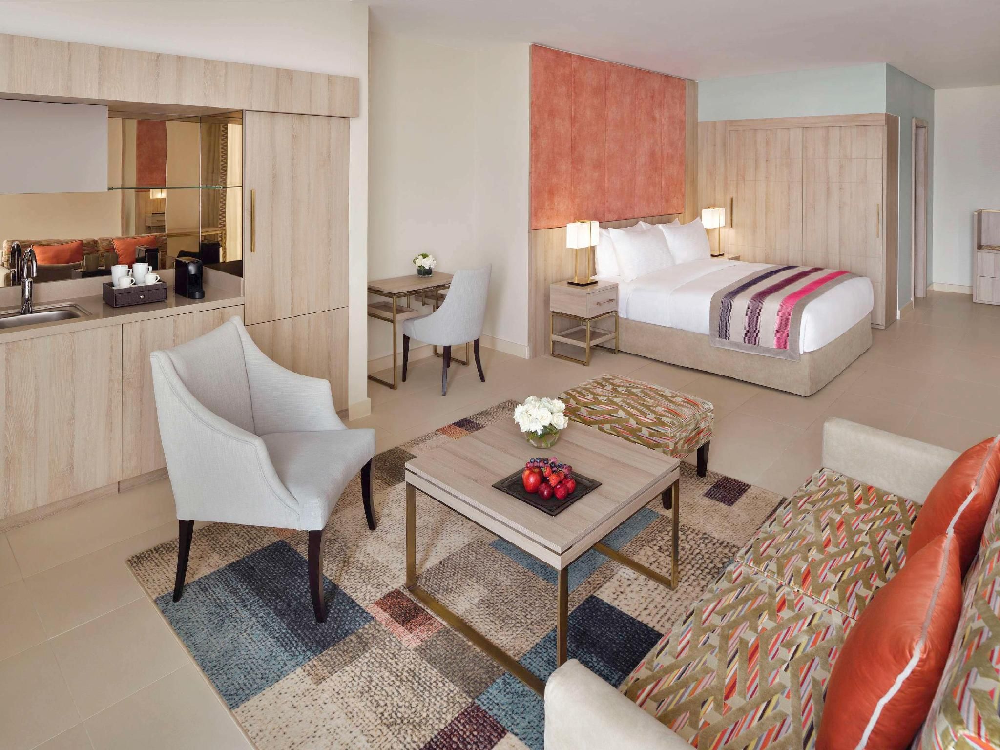 Residence Studio With 1 King Bed Or 2 Twin Beds Pool View