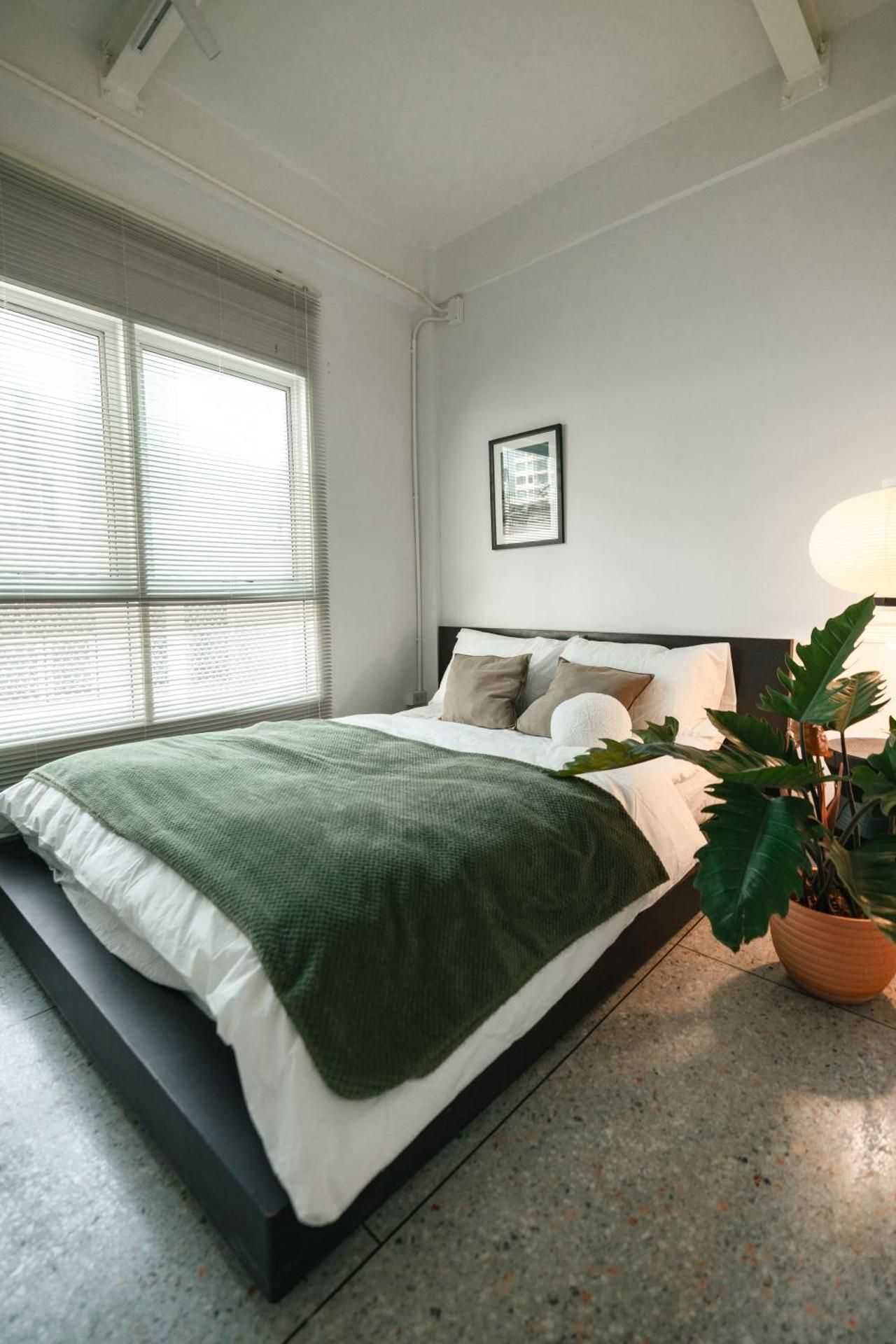 Queen Room