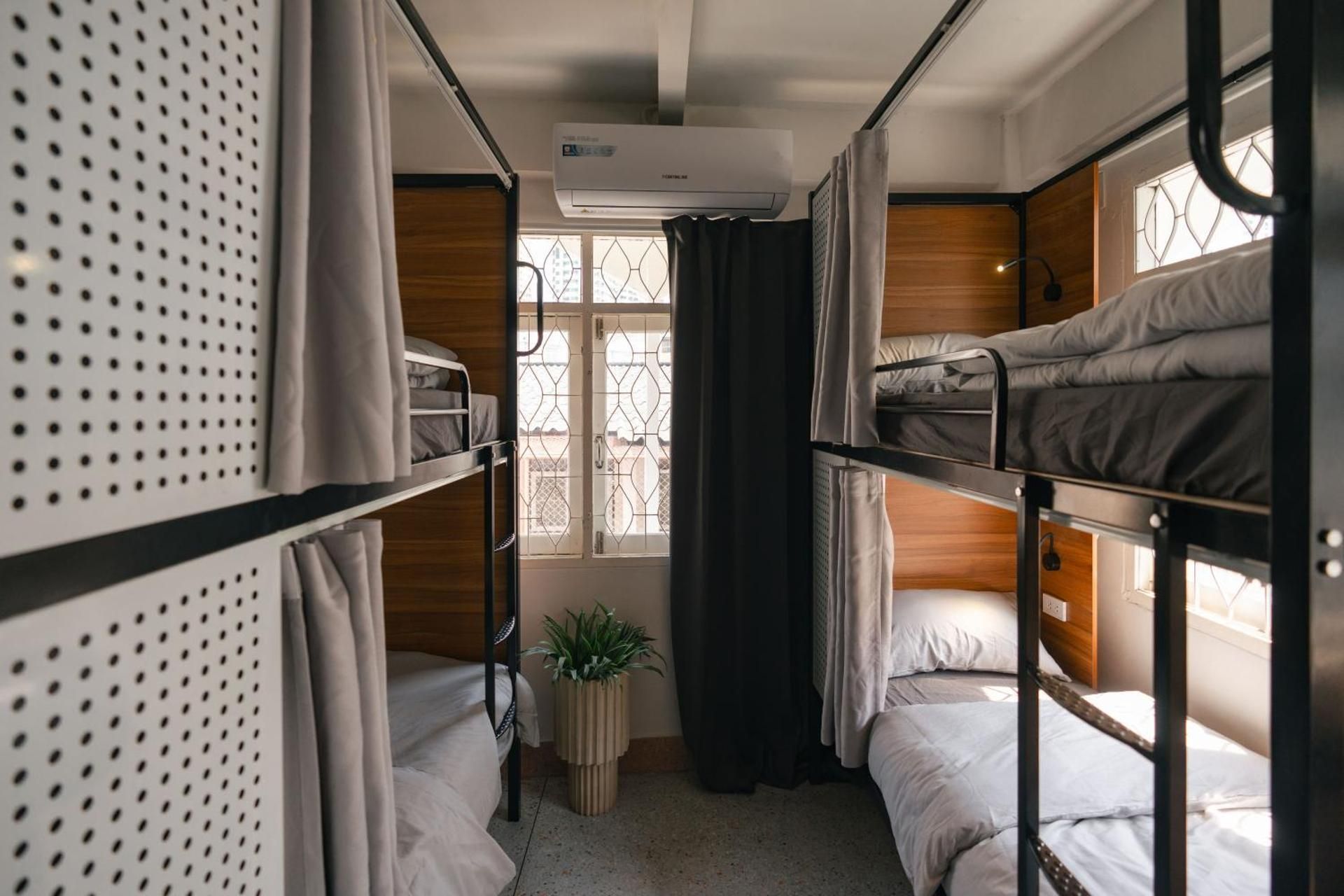 Bed in 6-Bed Mixed Dormitory Room