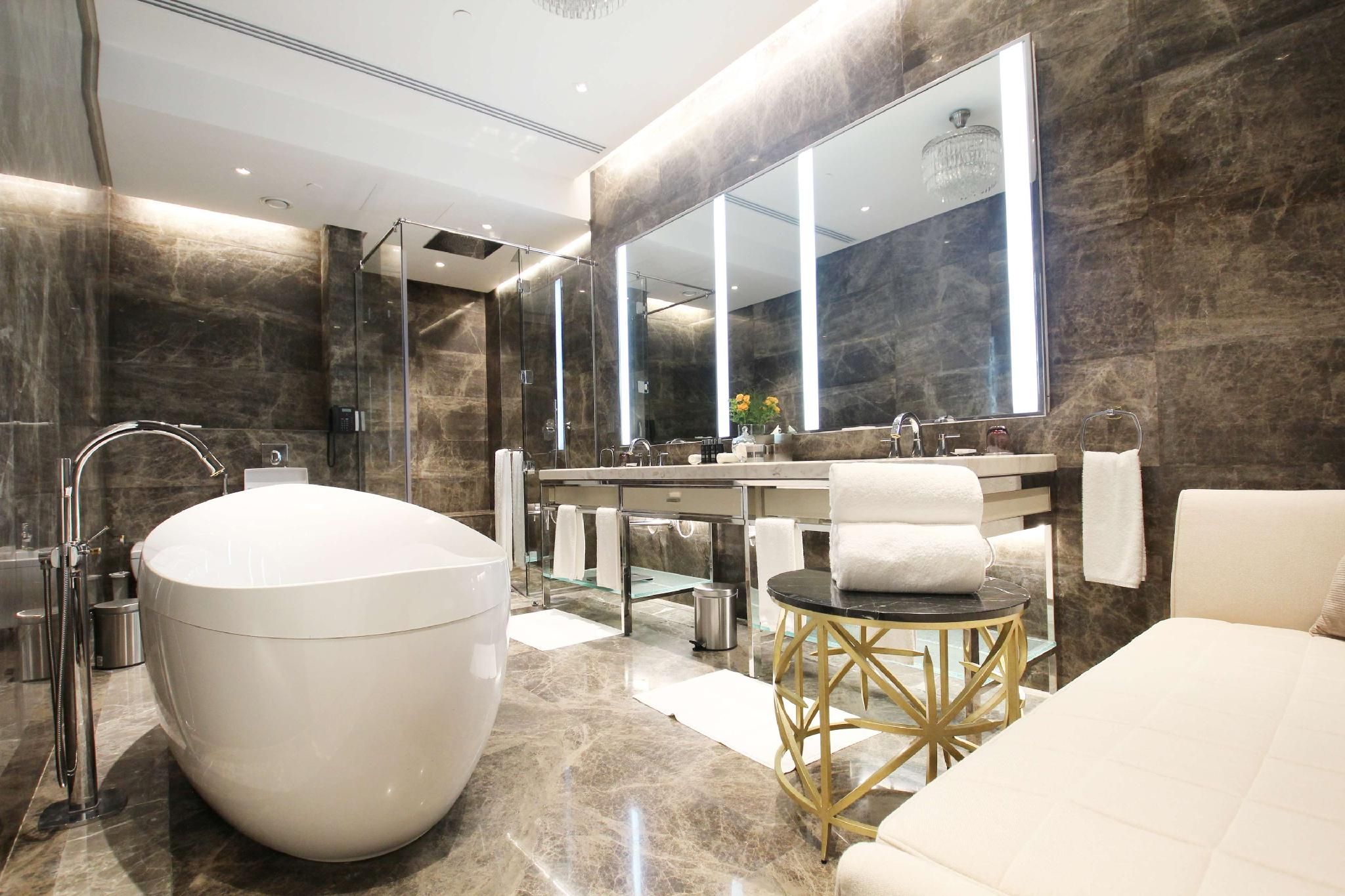 Royal Suite