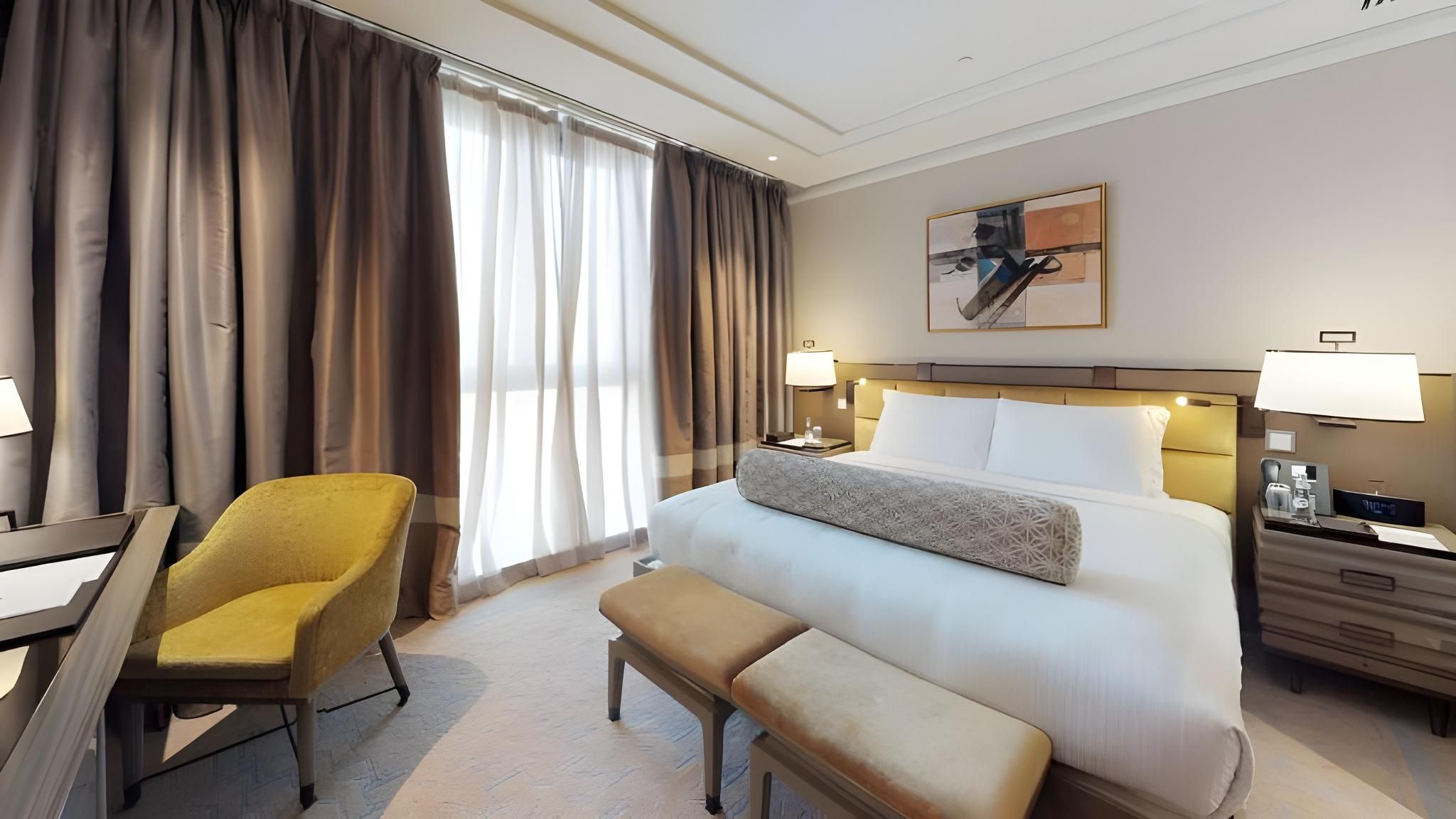 King Deluxe Room with City View