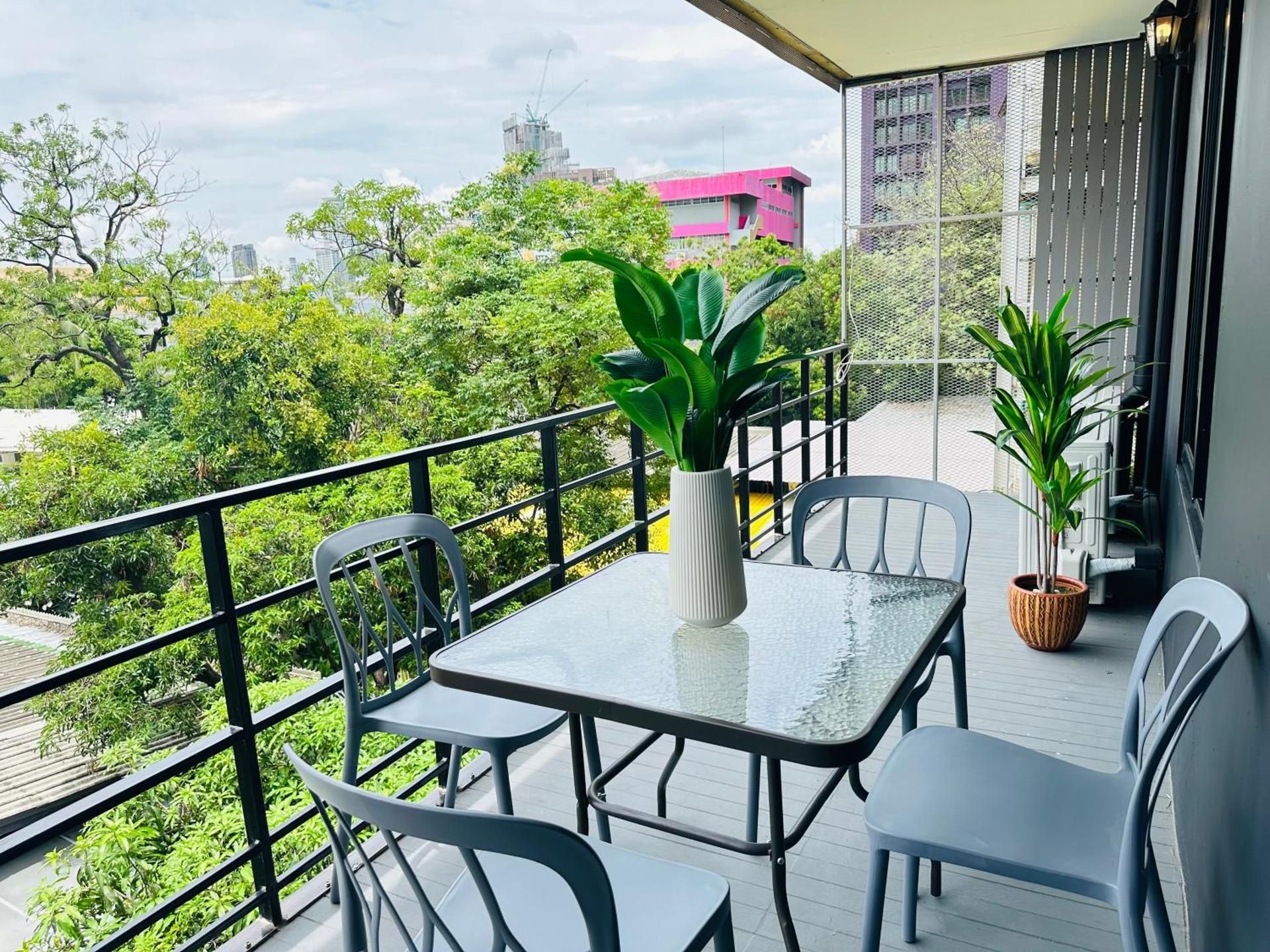 Three-Bedroom Apartment Suite