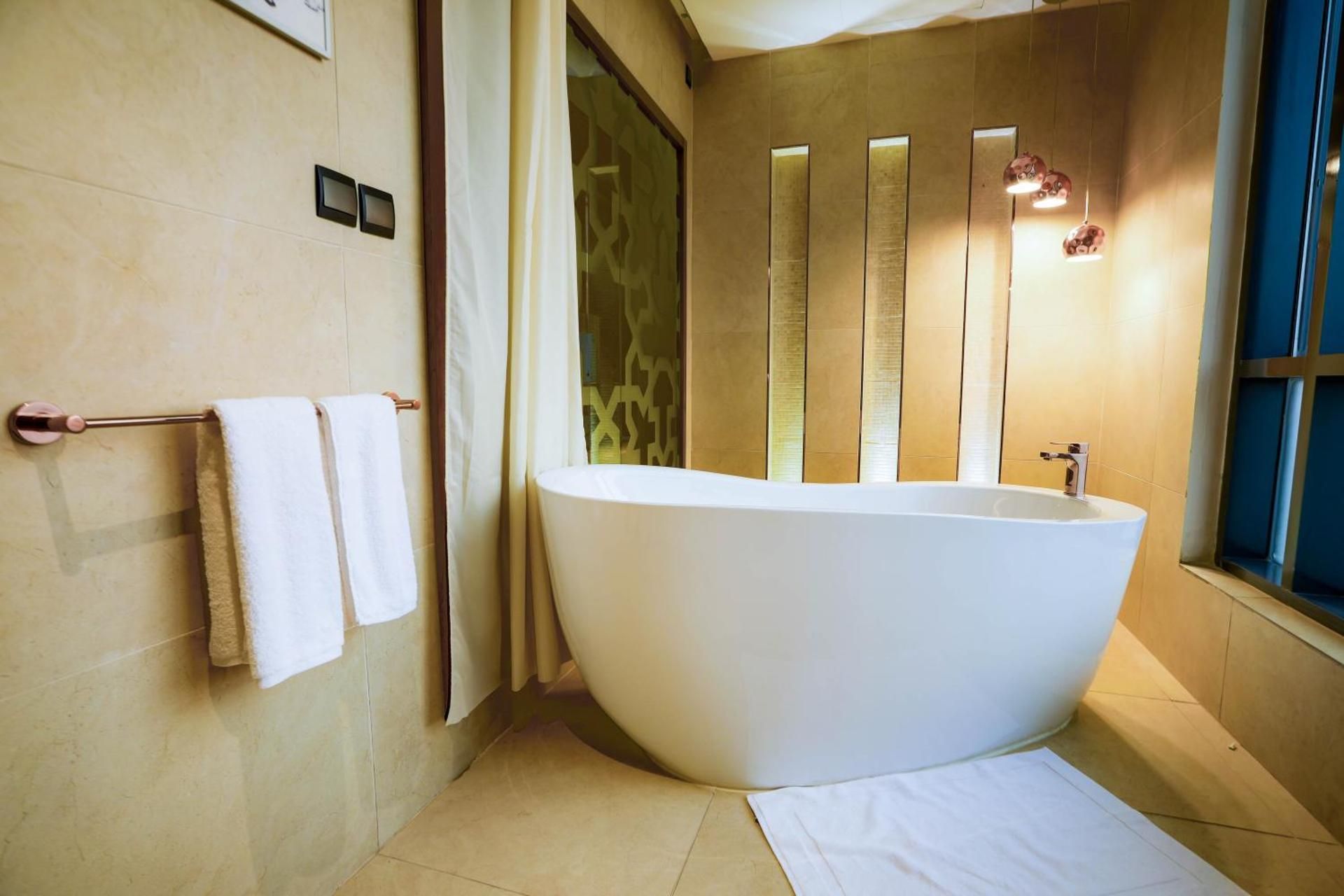 Executive Suite with City View