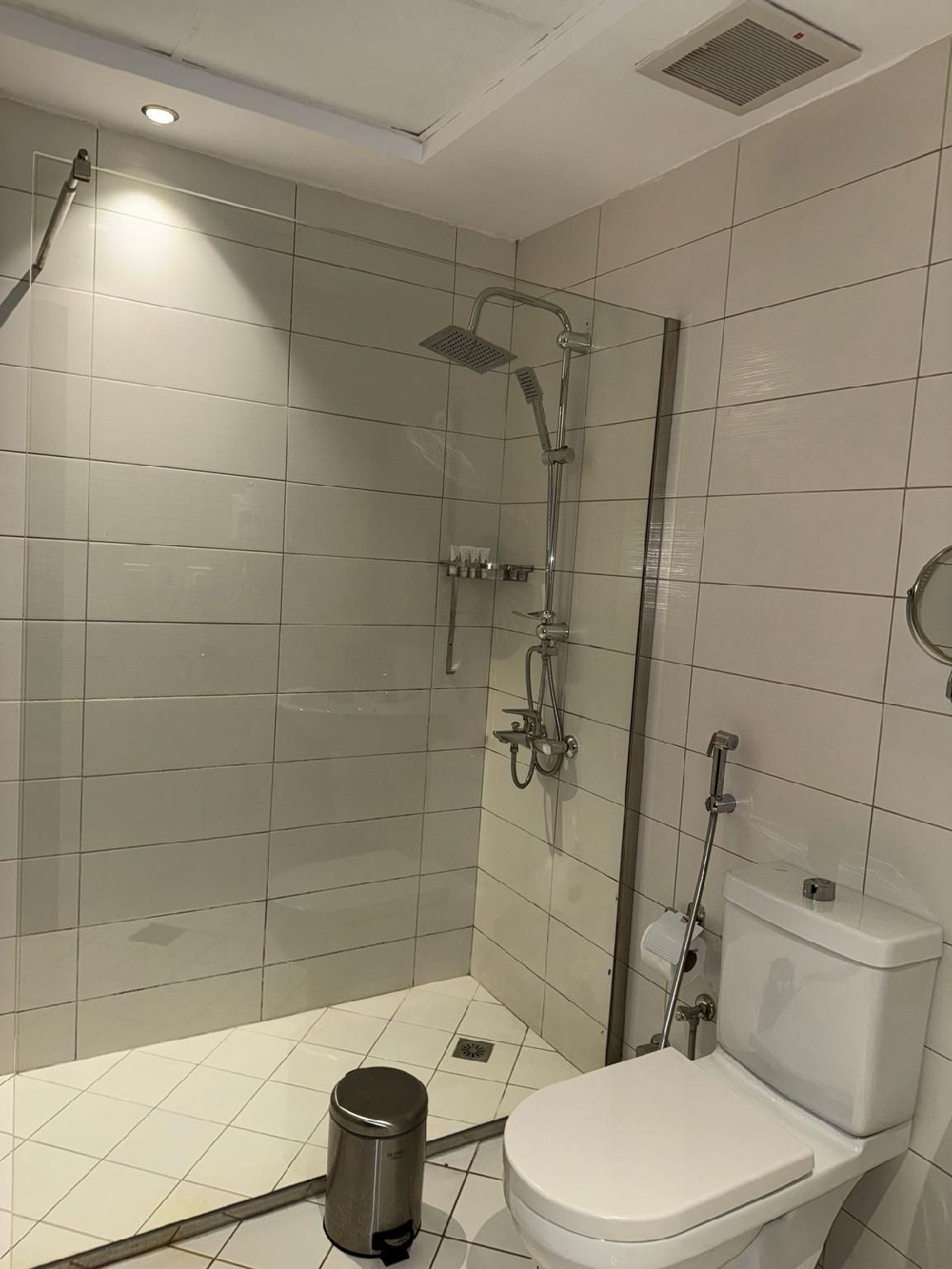 Ocean View Al Zahra Jeddah Deluxe Room with 2 Single Beds 3