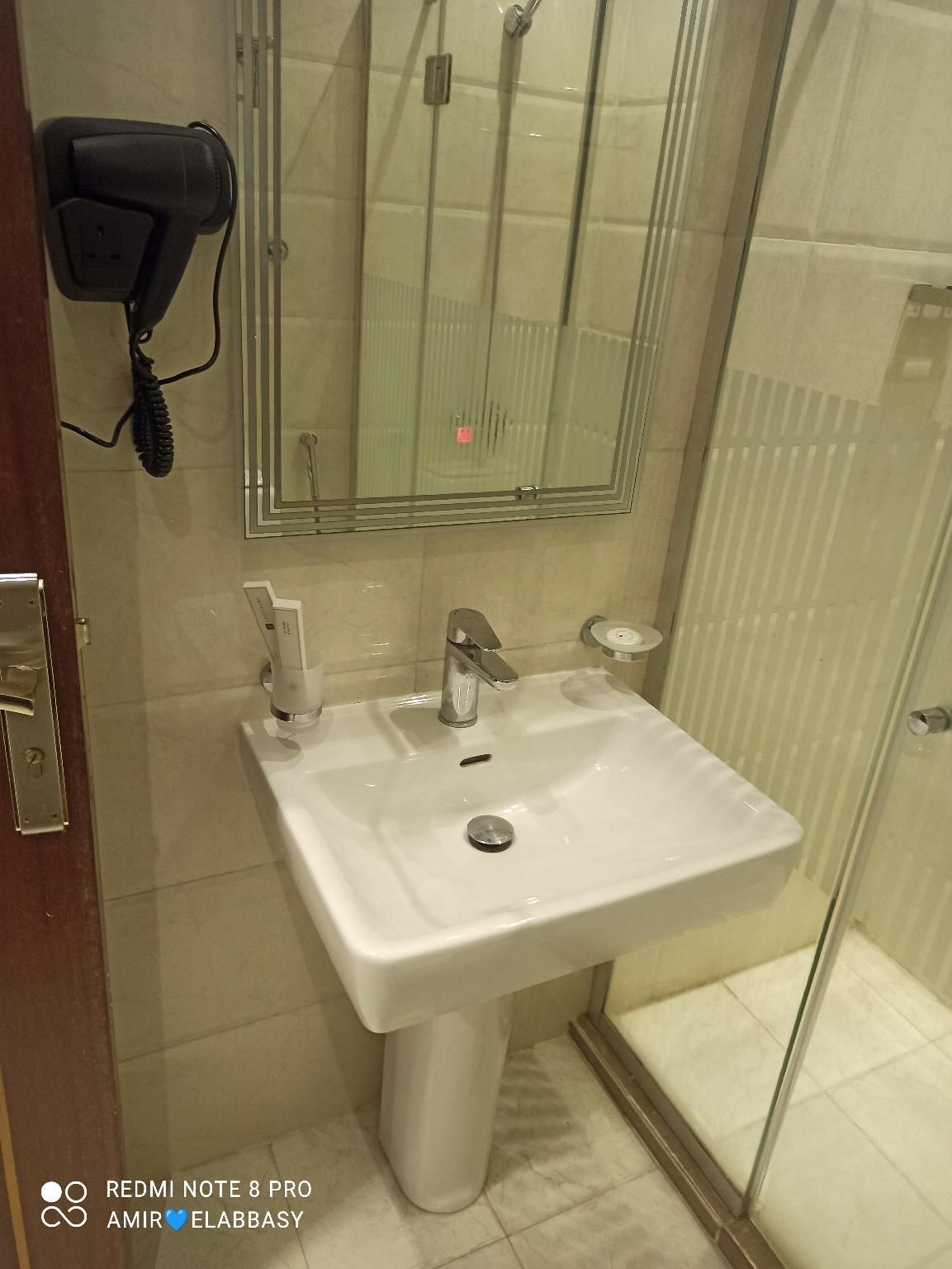 Deluxe One Bedroom Apartment