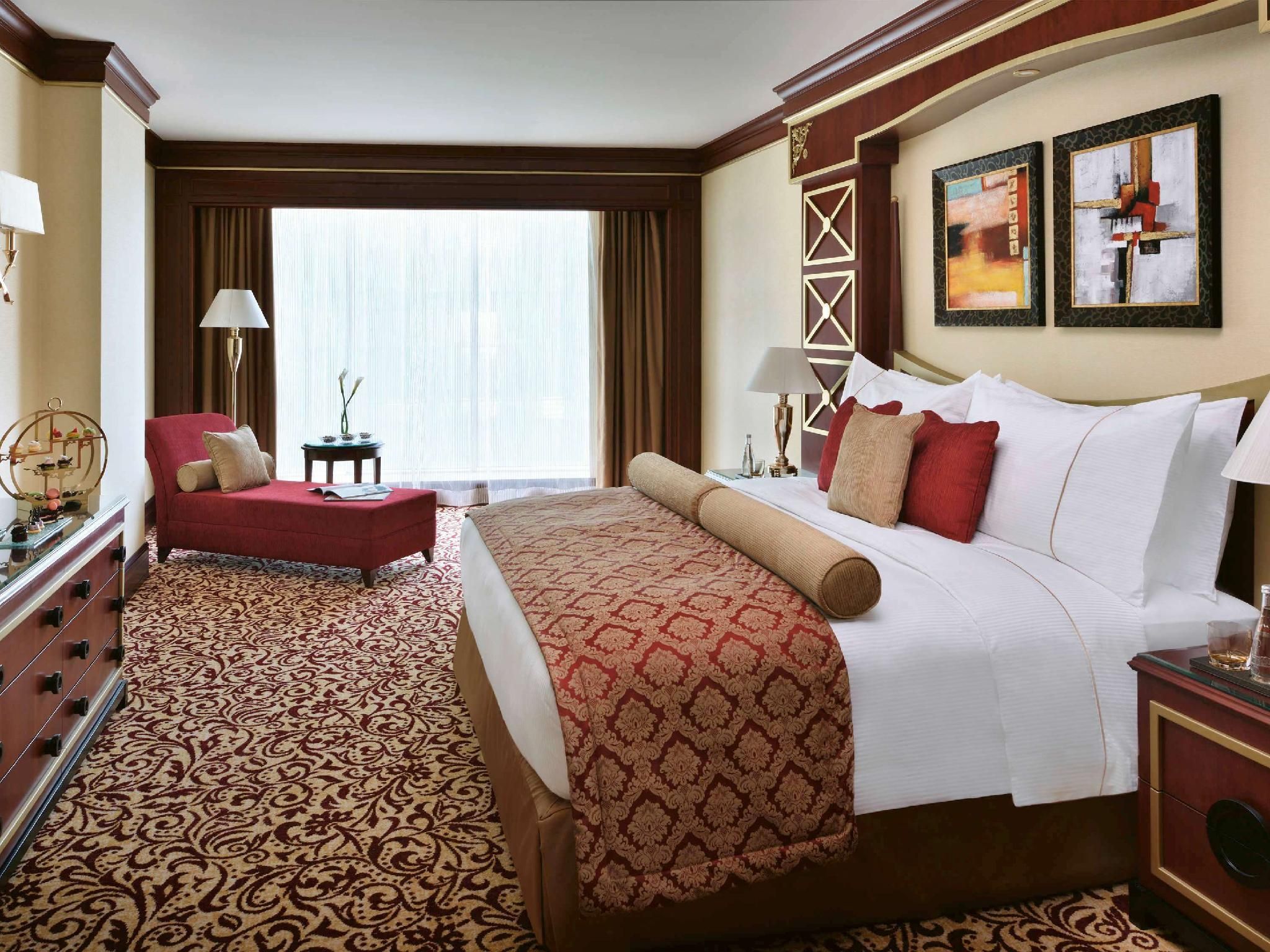 Diplomatic Suite - King Bed