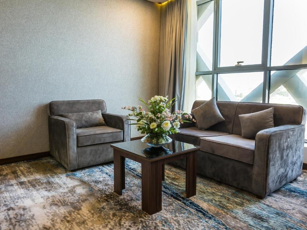 Executive Suite City View