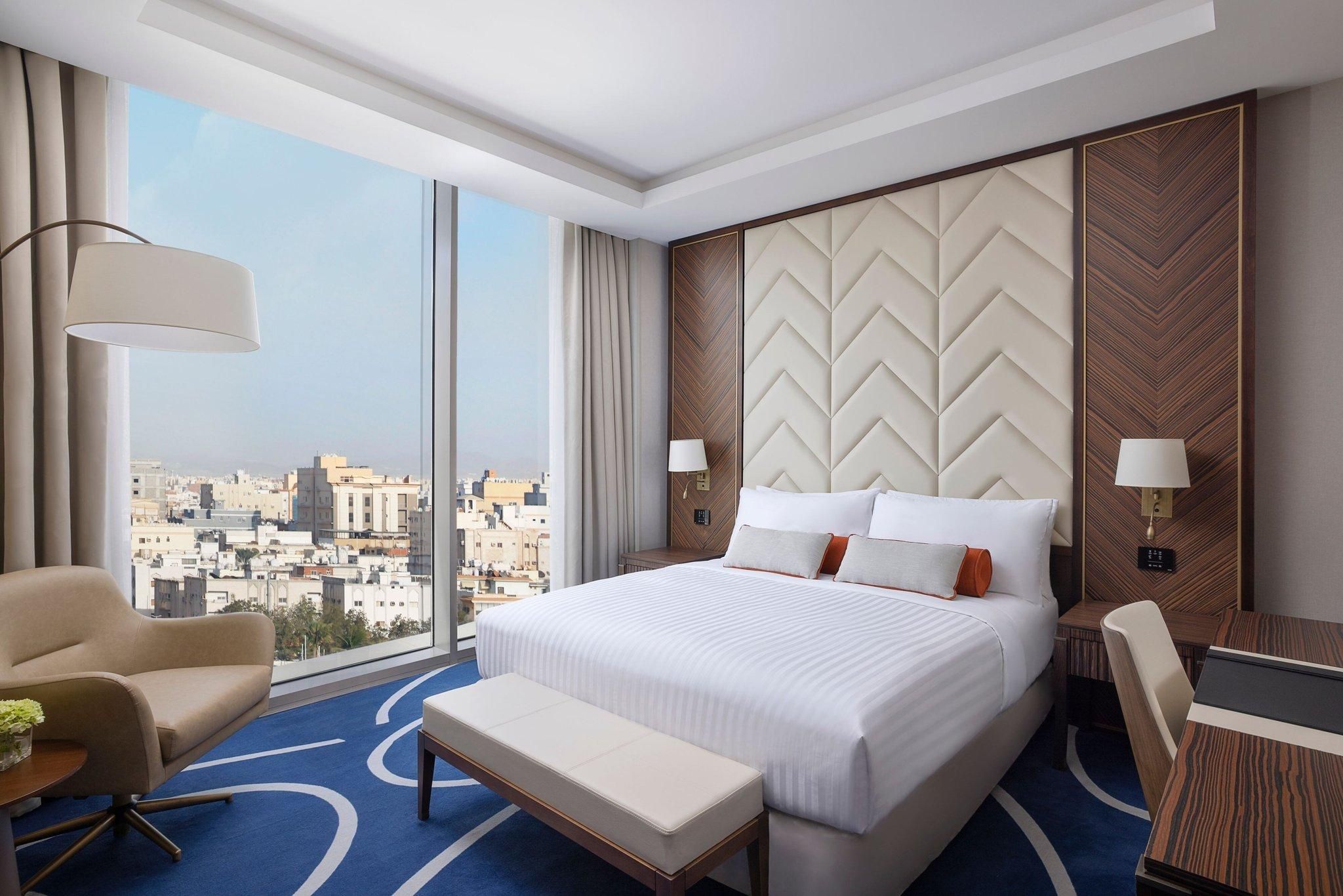 Executive Suite, M Club lounge access, 3 Bedroom Suite, City view
