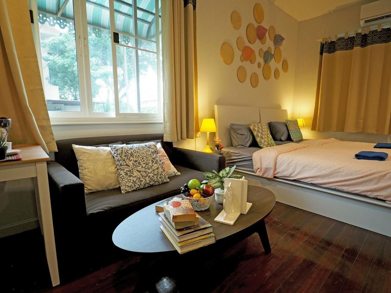 Studio Apartment