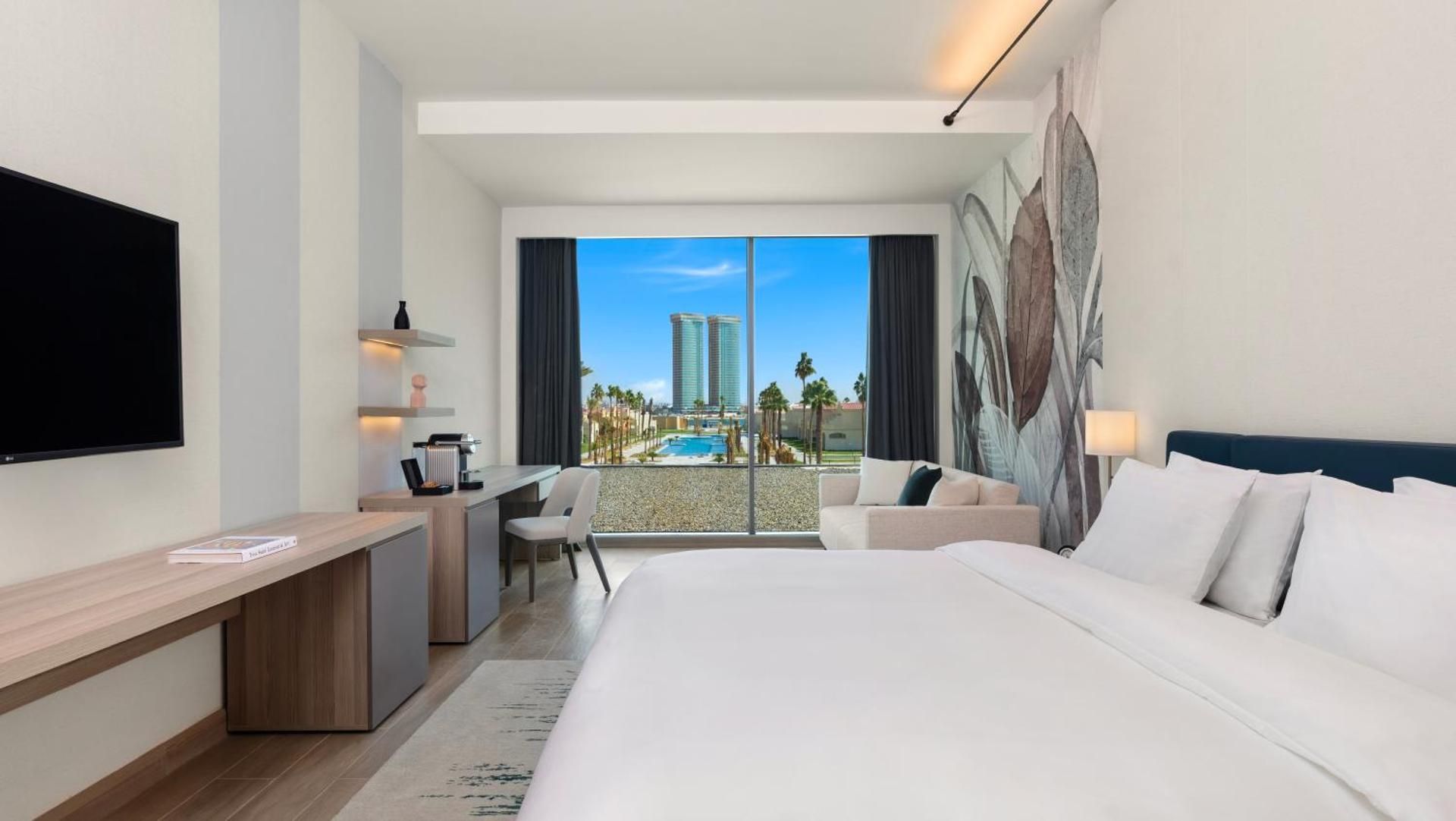 Junior Suite with Garden View