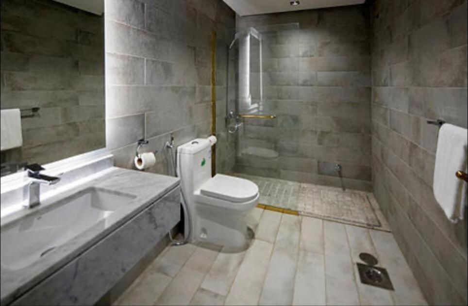 Kyona Gold-Obhur One Bedroom Apartment