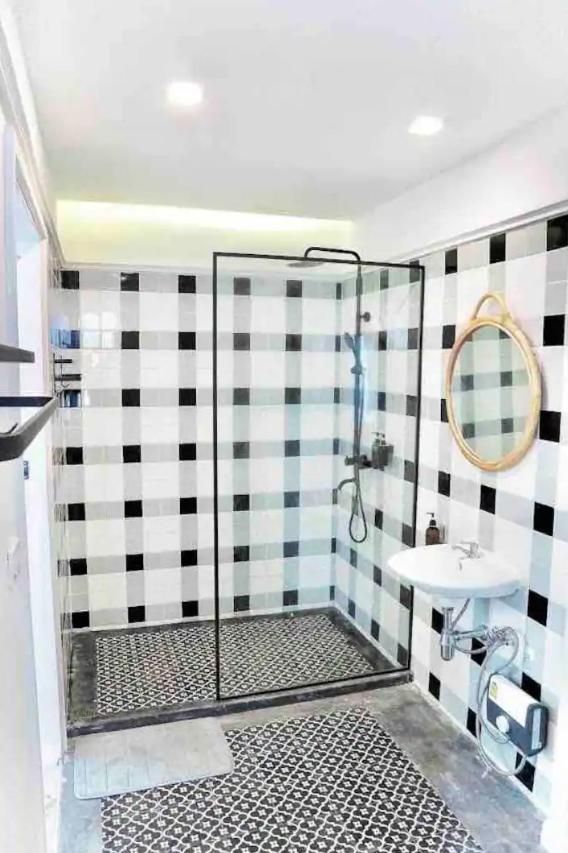 Deluxe Double or Twin Room with City View