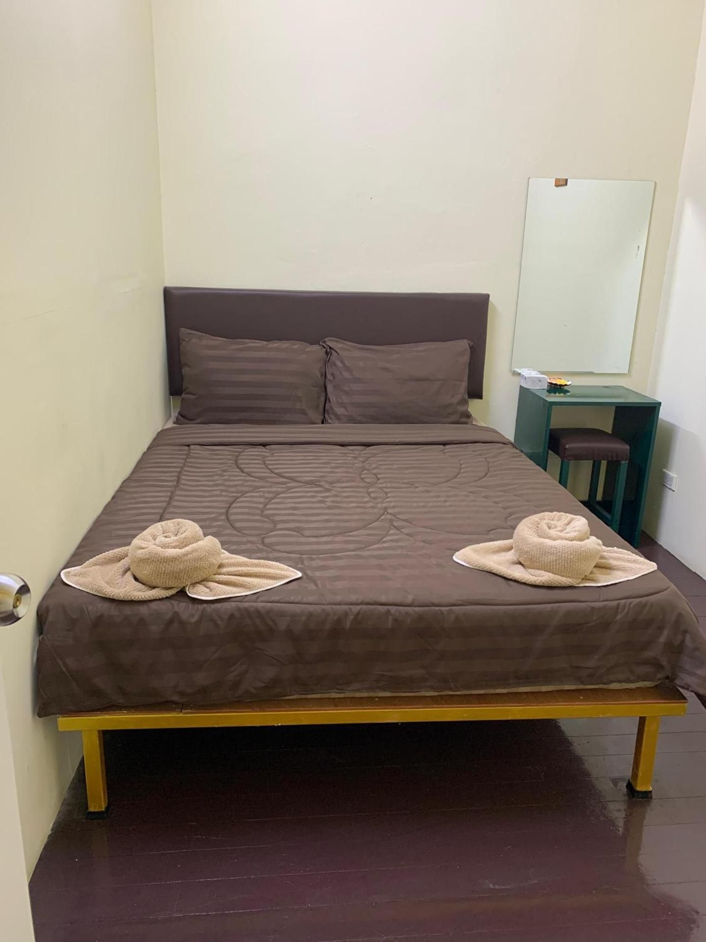 Triple Room with Shared Toilet