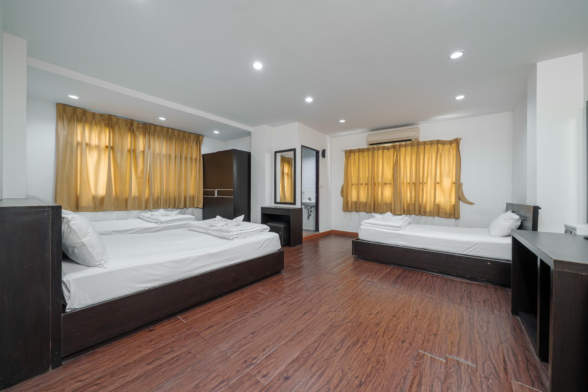 Superior Family Room