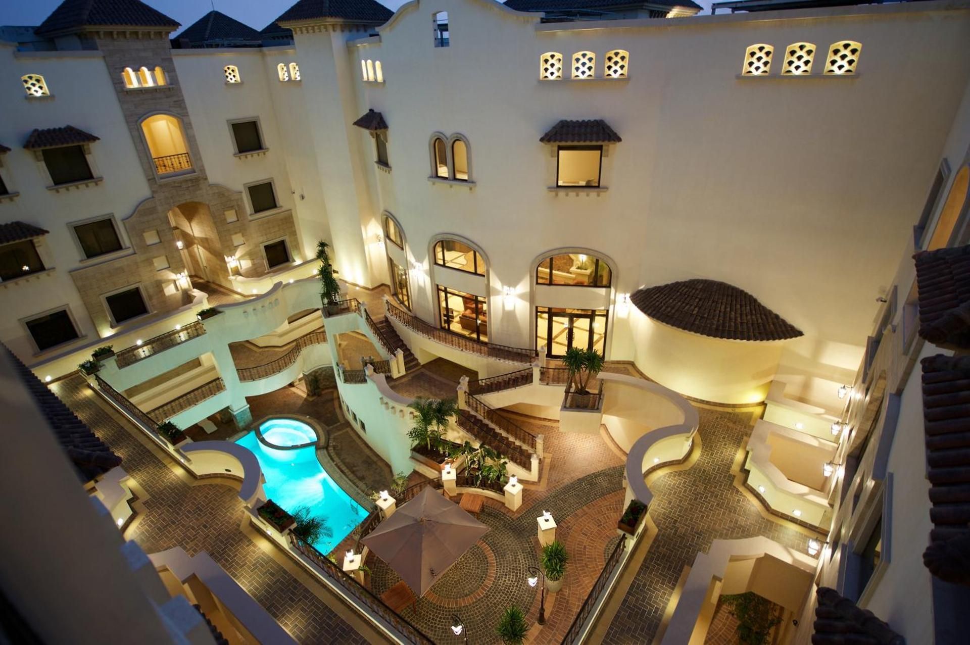 Al Rawasi Hotel Suites