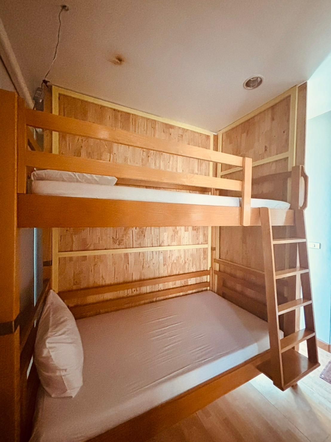 Bed in 6 Bed Female Dormitory