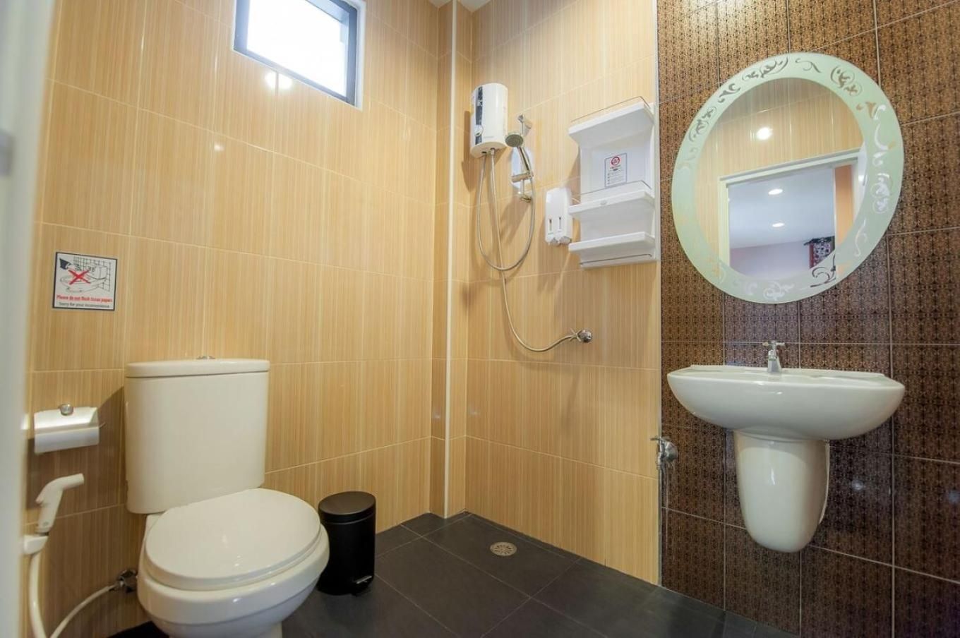 4-Bed Mixed Dormitory Room