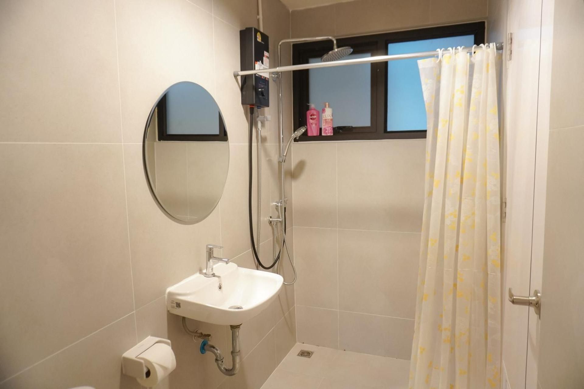 Triple Room with Private Bathroom