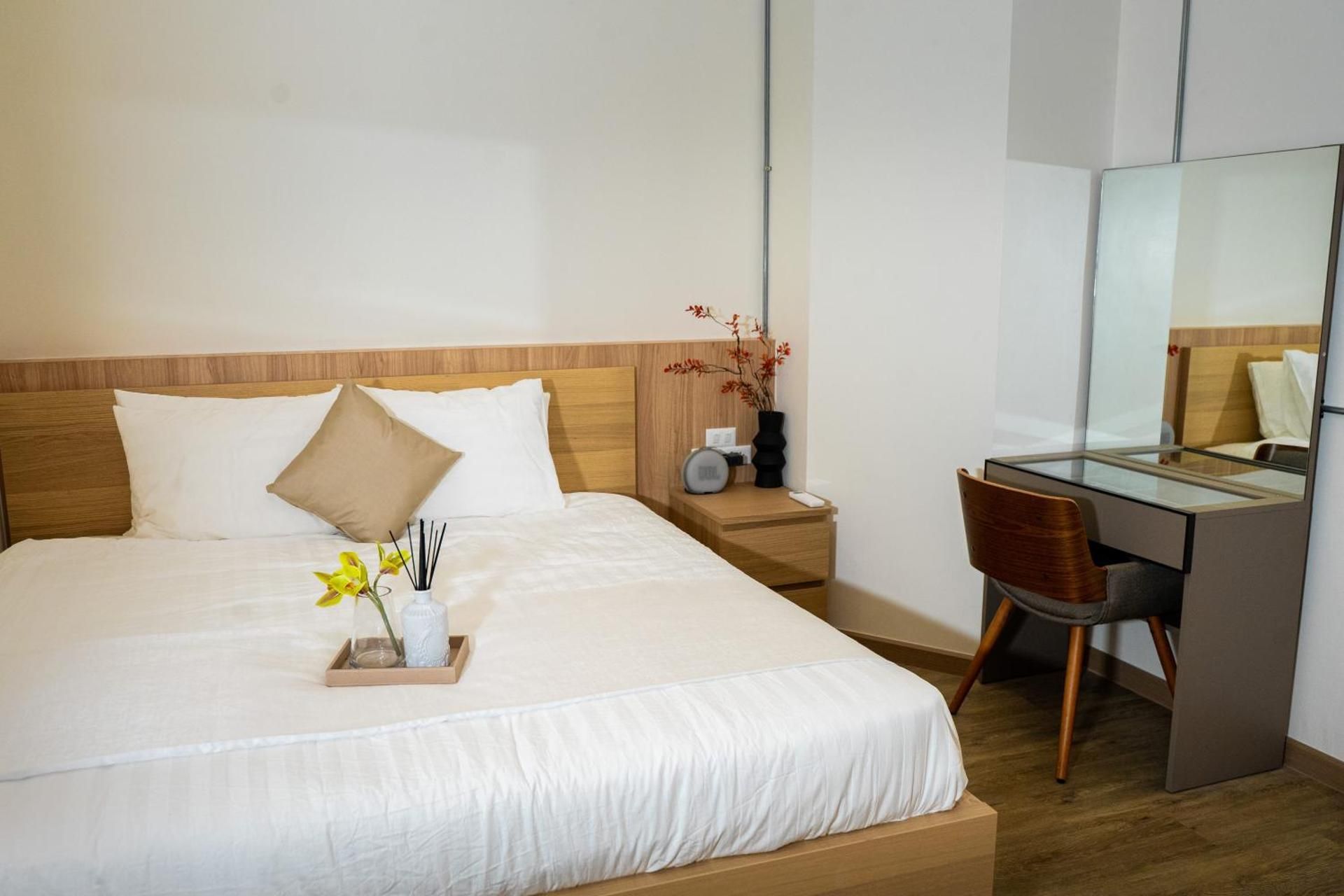 Swing By Double Room 2