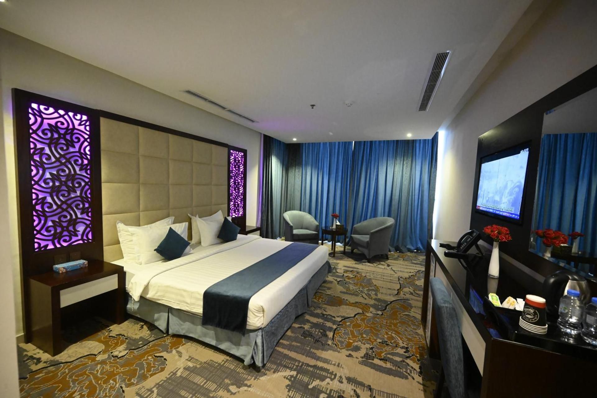 Superior Room with Side Sea View 