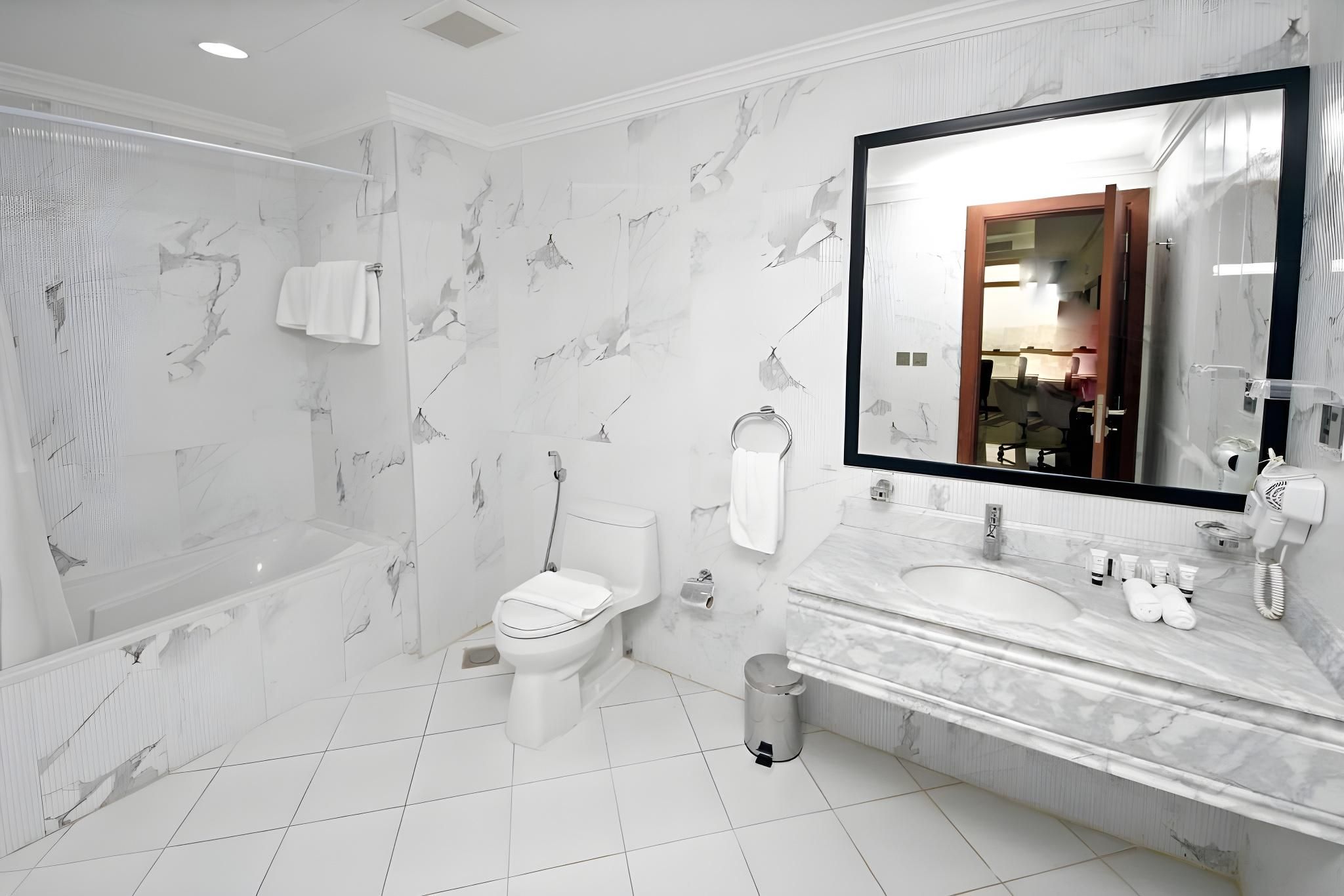 Seafront Luxury Suites Jeddah Corniche Two Bedroom Suite 2