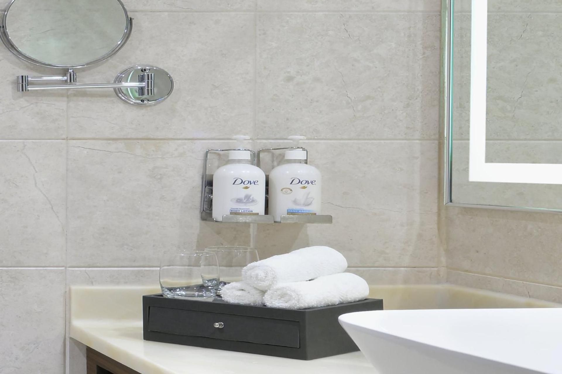 Standard King Room - Accessible