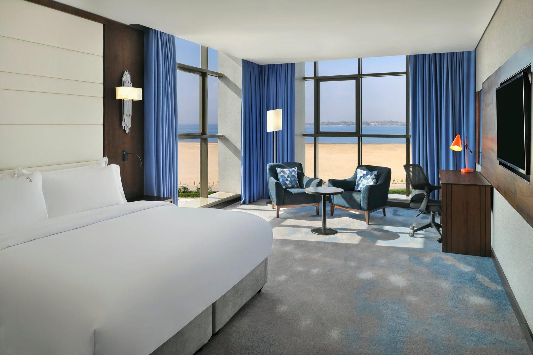 1 Bedroom Suite Sea View