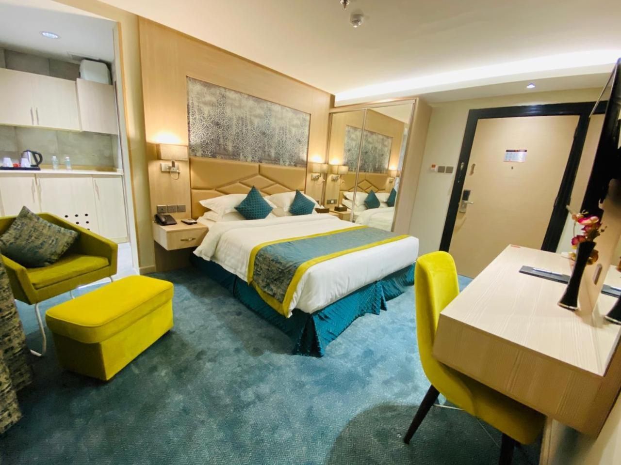 (touq balad hotel ) فندق توق بلد  Deluxe King Room