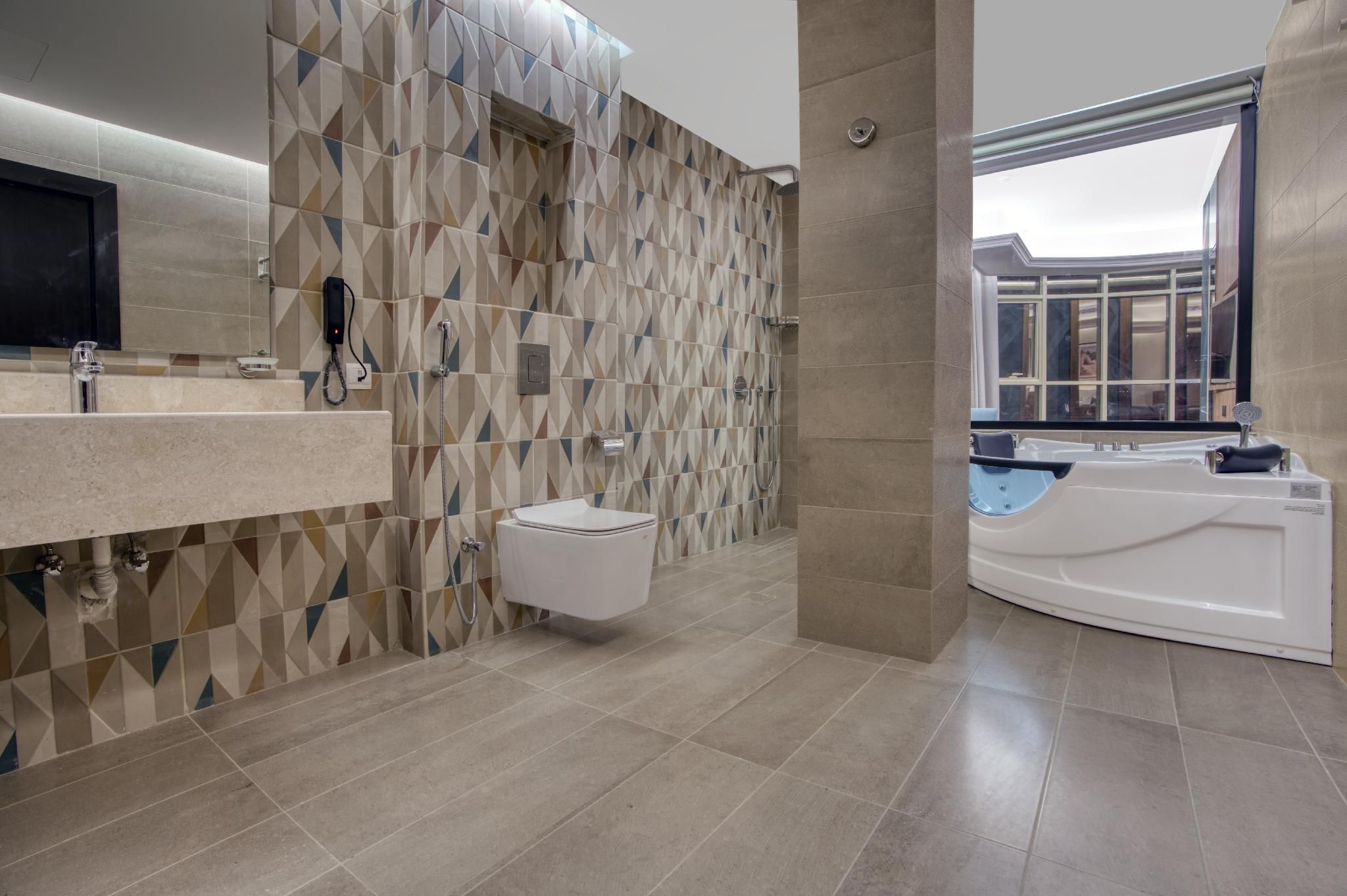 Executive Suite City View