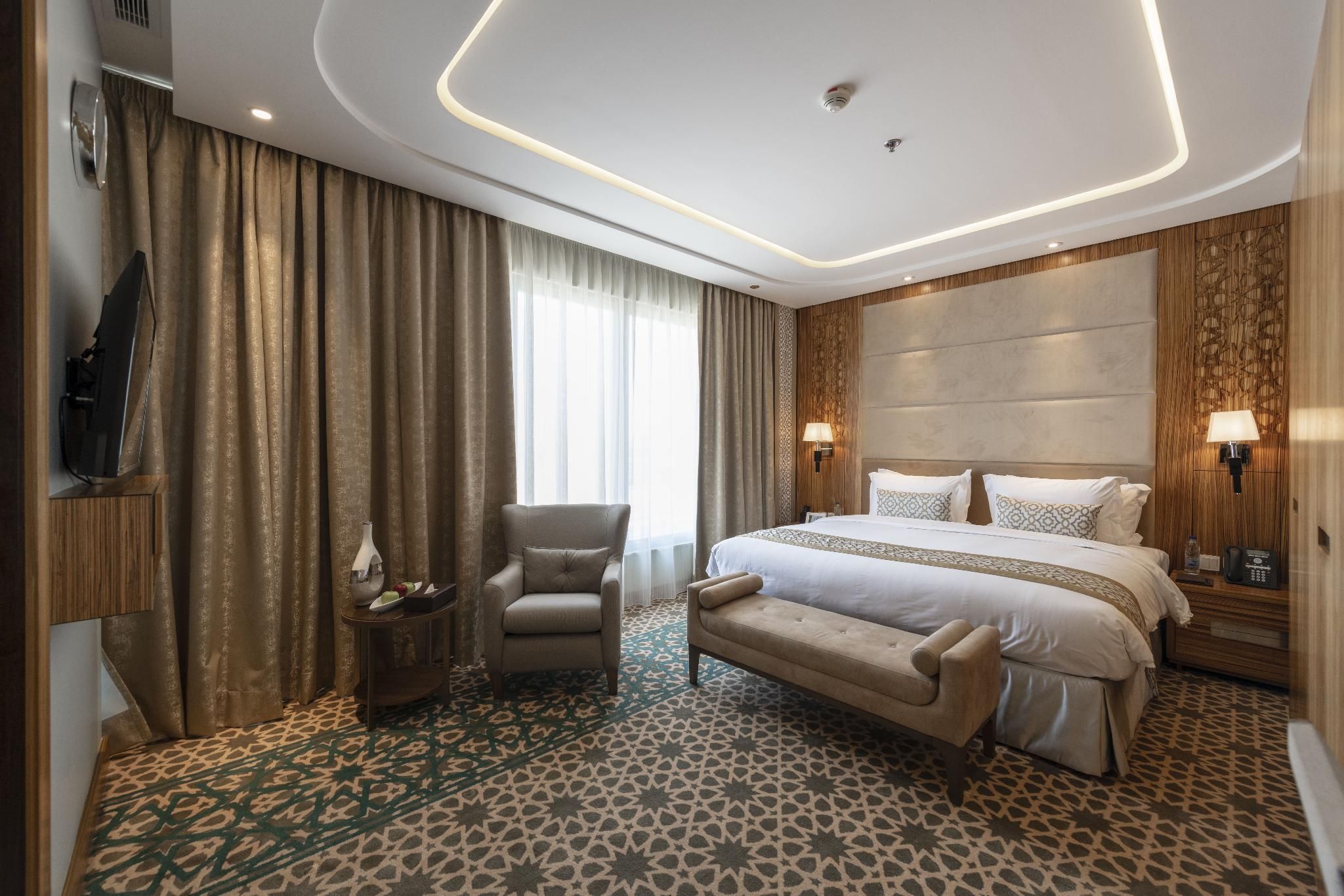 Taj Jeddah Hotel Apartment Deluxe King Room