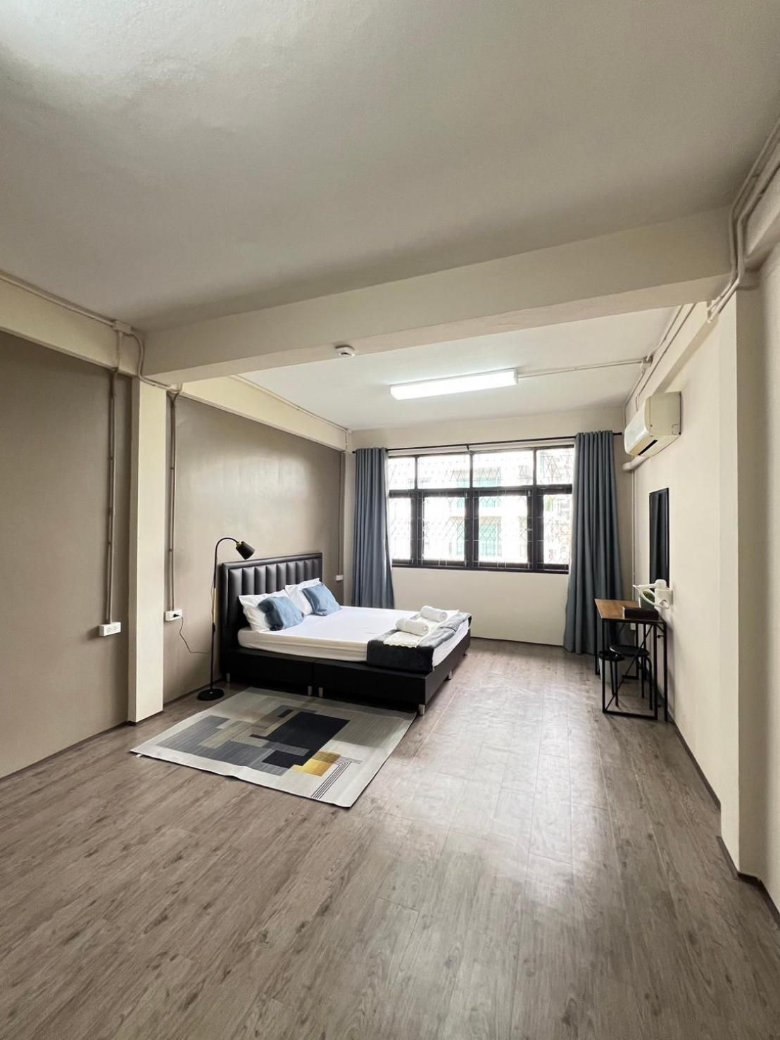 Deluxe King Suite