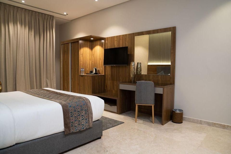 Deluxe Garden View Room