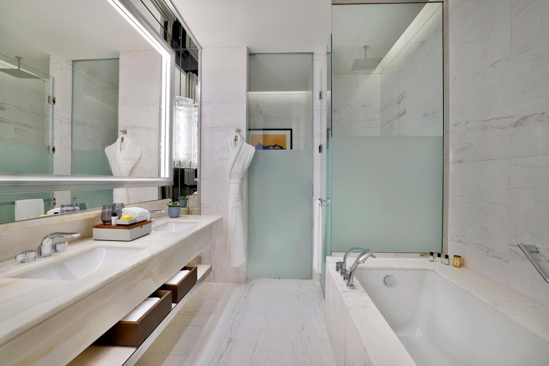 Shangri-La Jeddah Superior City View Twin 3