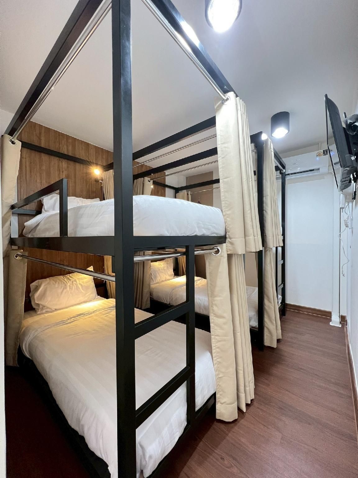 Bunkbed Room