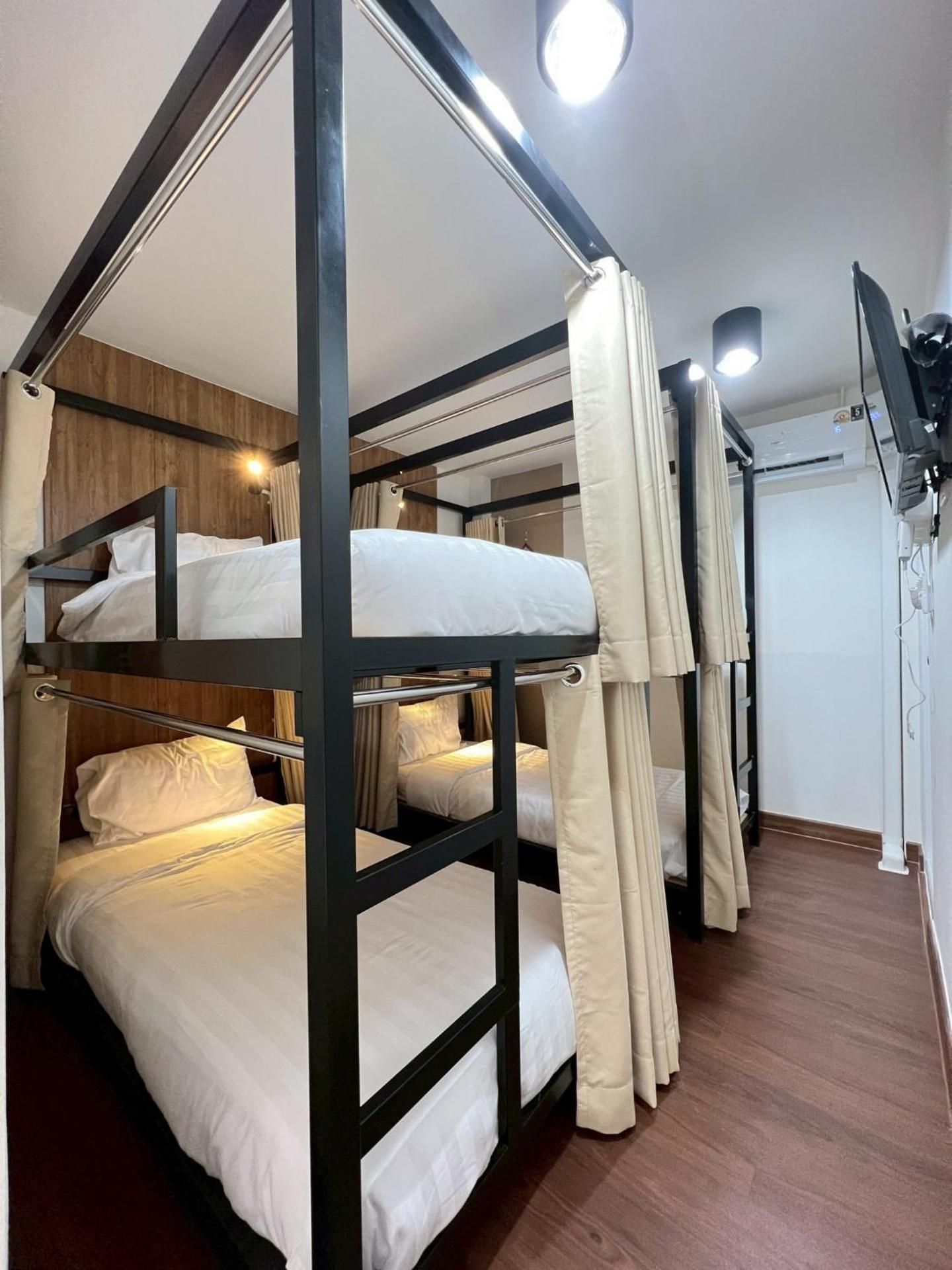 4-Bed Mixed Dormitory Room
