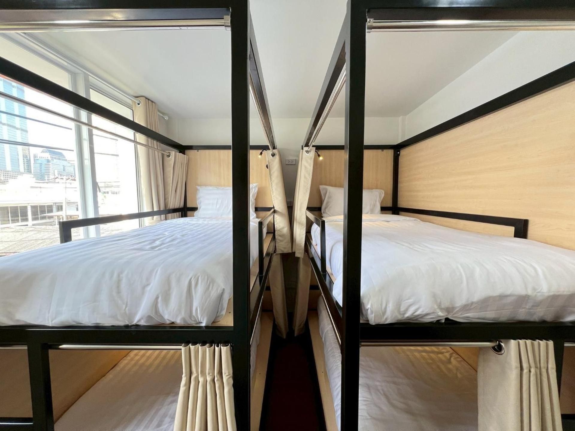 Mixed Dormitory Room