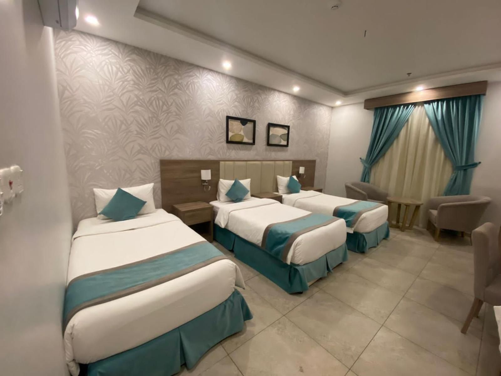 Standard Triple Studio