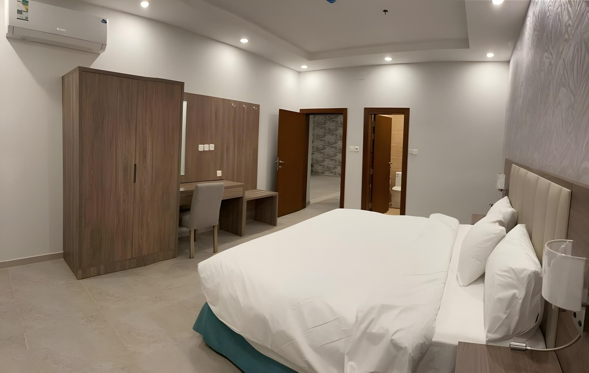 2-Bedroom Apartment for 5 Adults