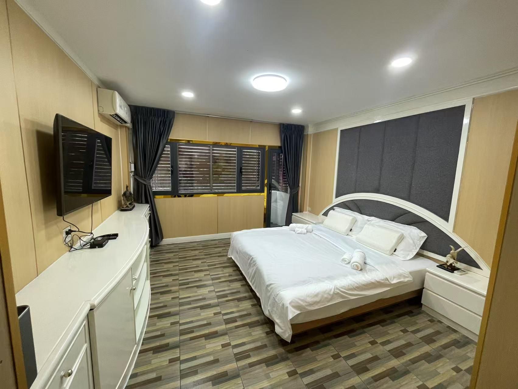 Master Double Room Ensuite