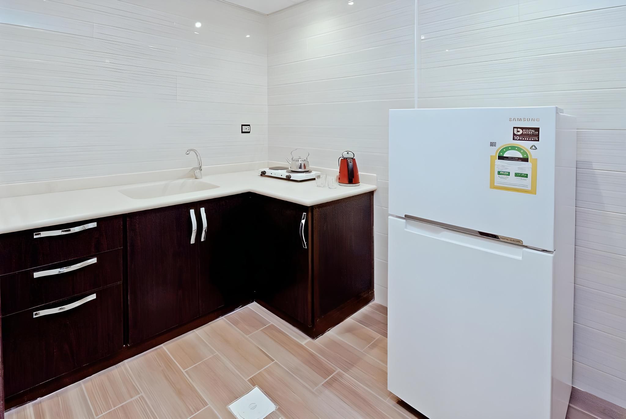 2 Deluxe Rooms - Not Connecting