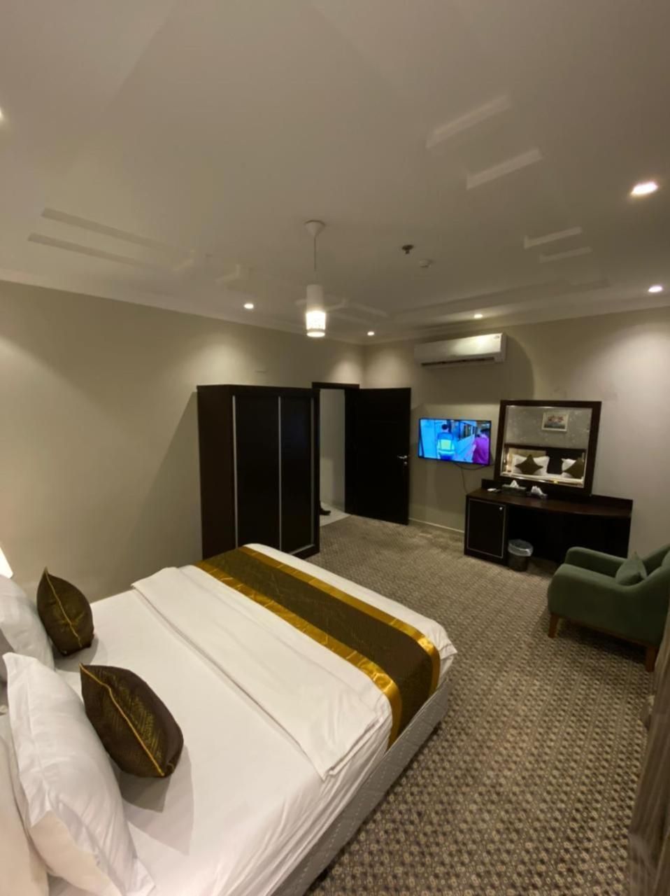 biutat almarwa Studio 2