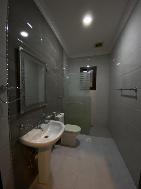 One Bedroom Apartment