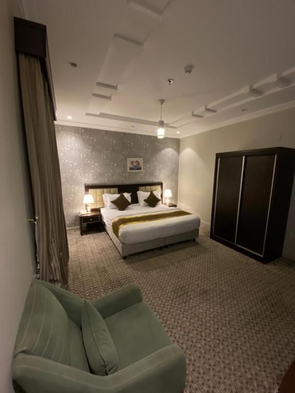 One Bedroom Apartment