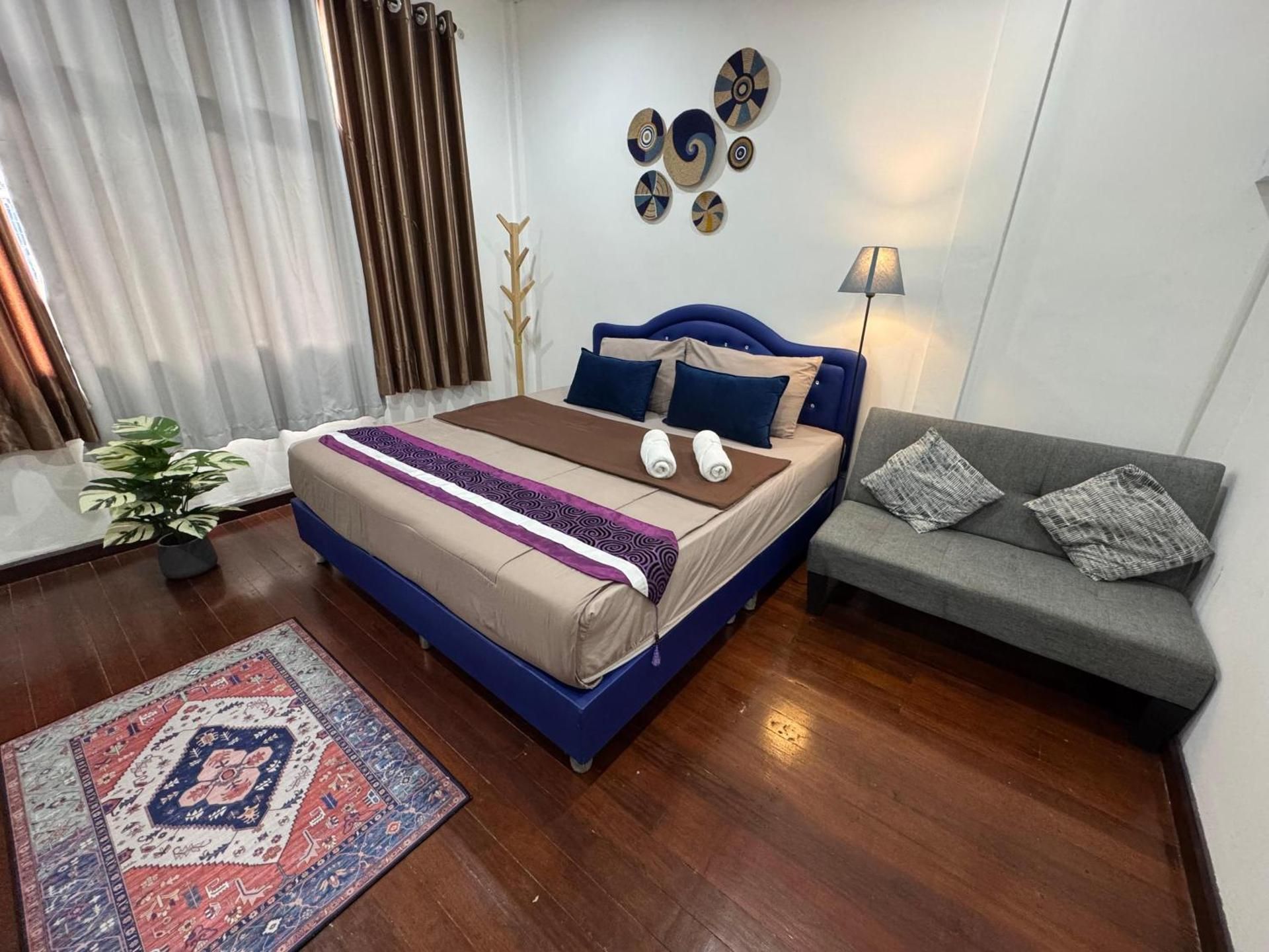 Standard Family Room