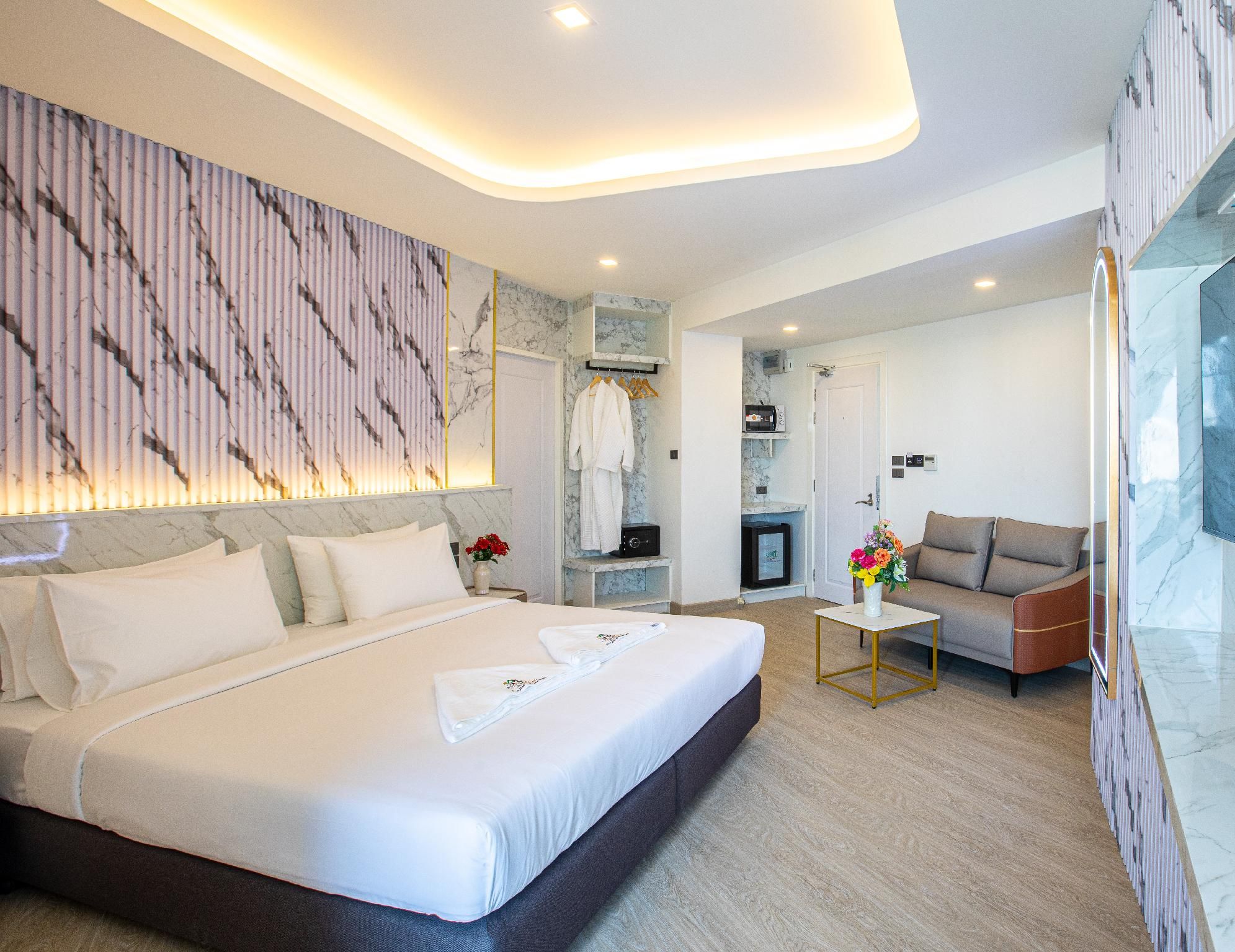 Premier King Connecting Rooms