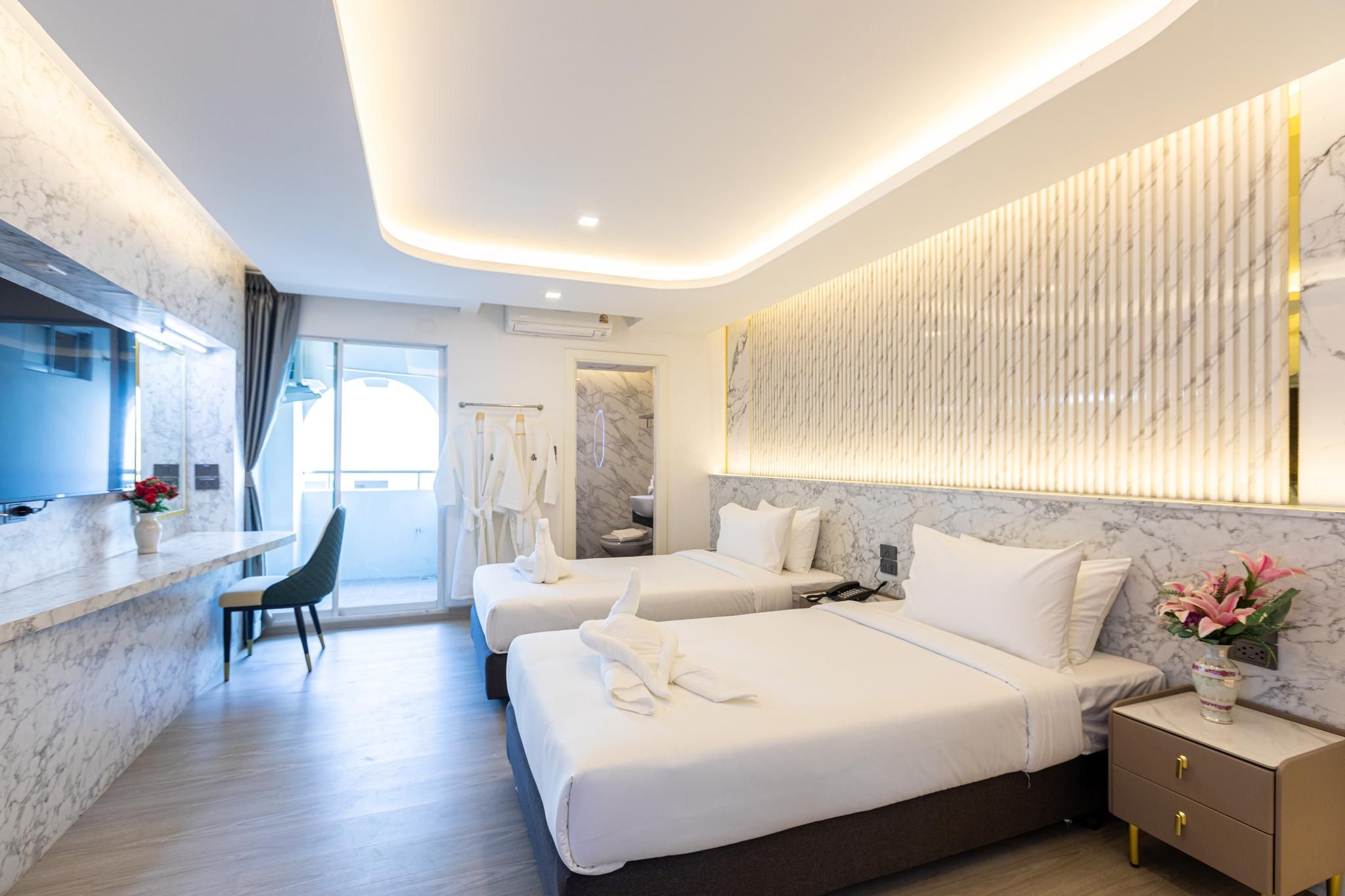 Twin Suite - Newly Renovated