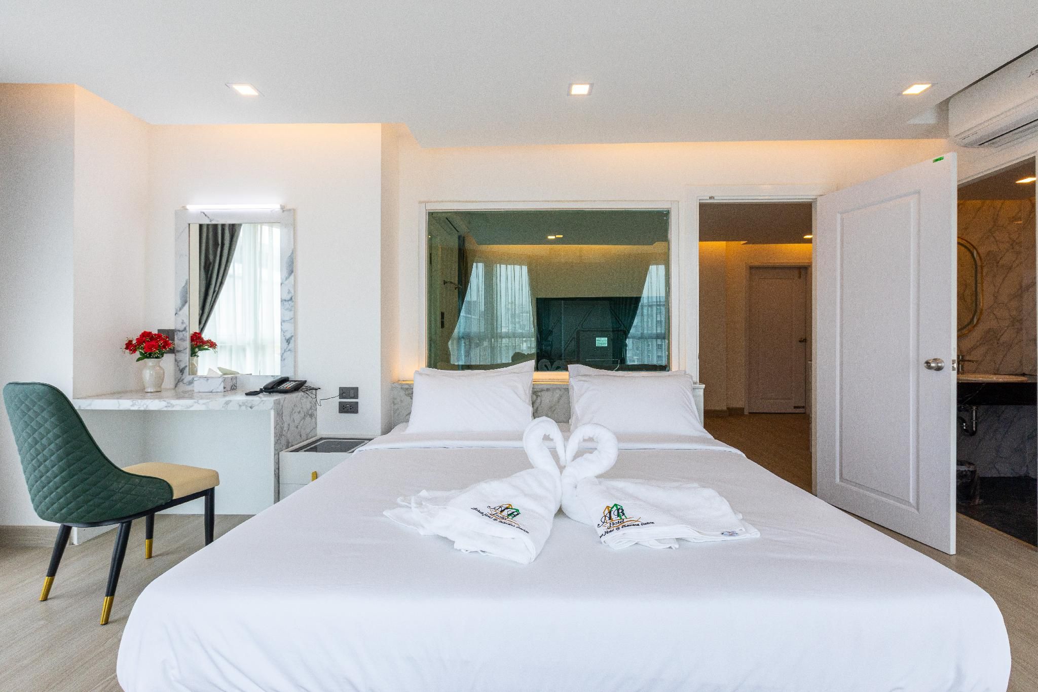 Premier Suite Twin