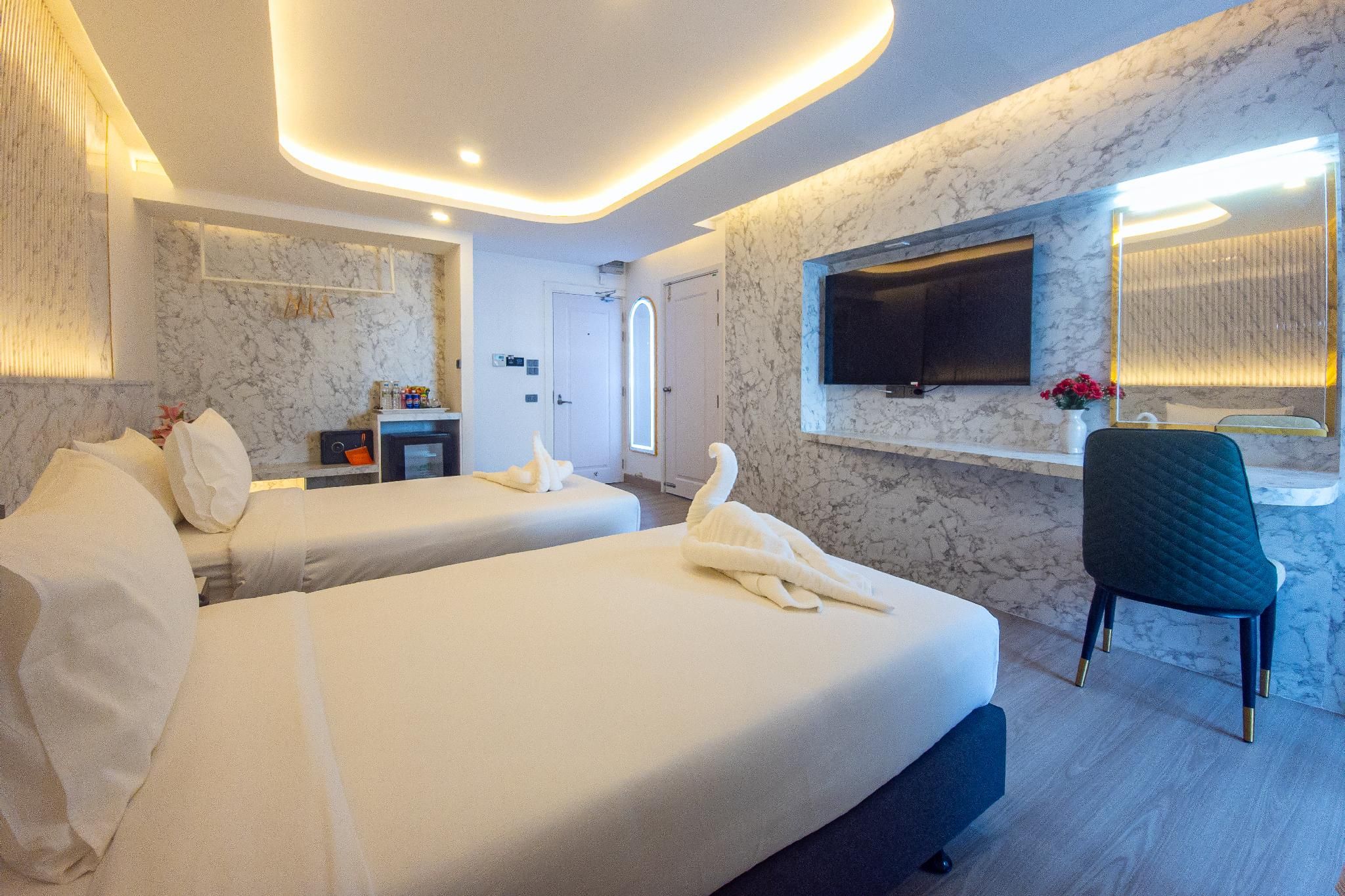 Twin Suite - Newly Renovated