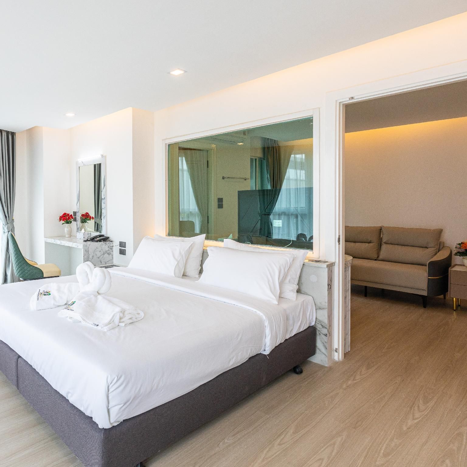 Superior Premier King Room
